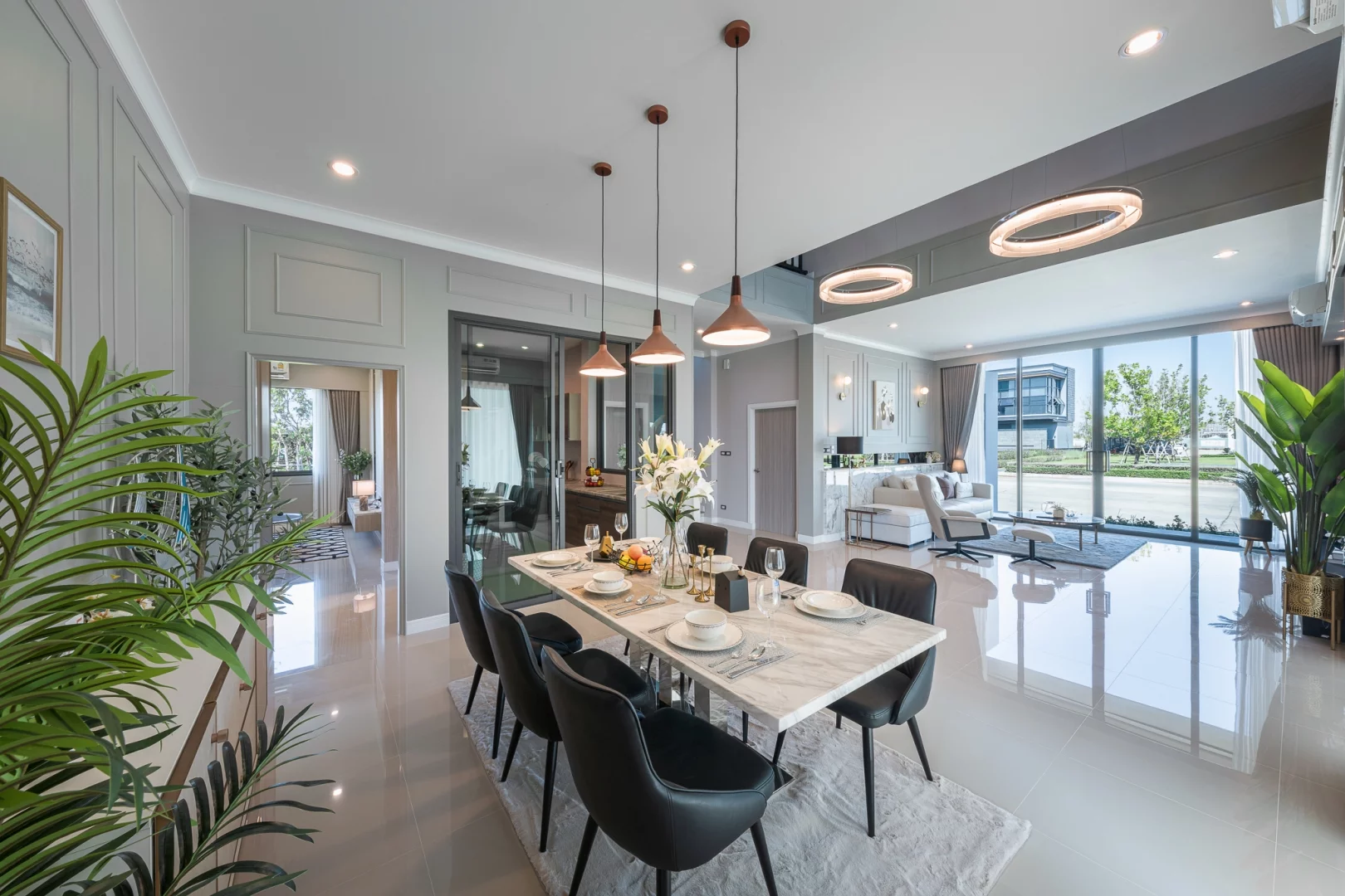 ห้องทานอาหาร บ้าน Modern Luxury พรีเว่